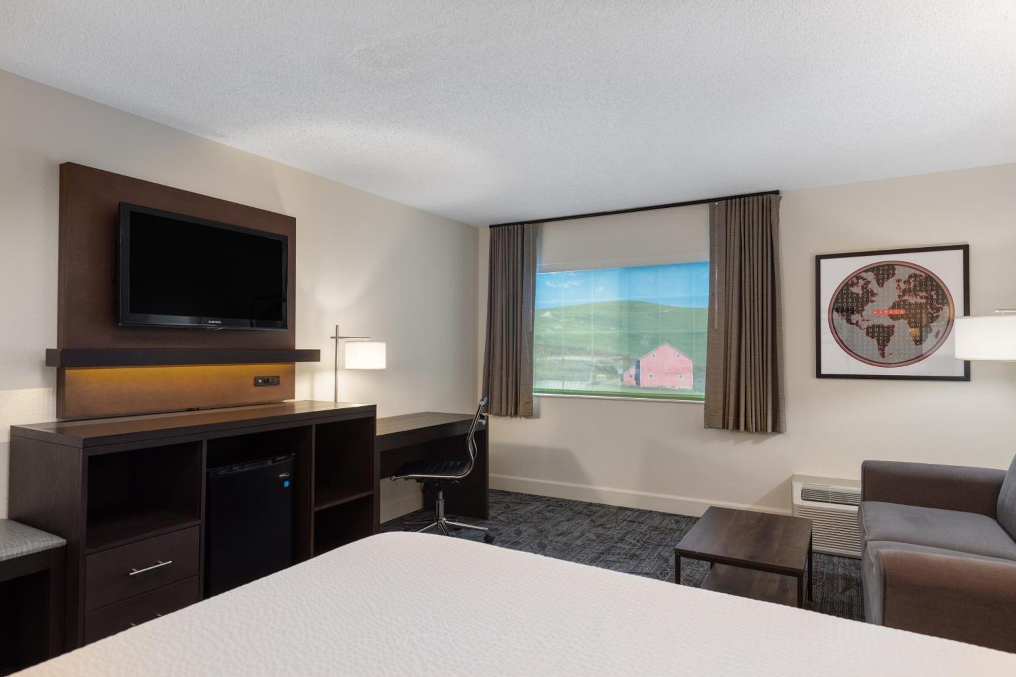 Ramada By Wyndham Spokane Airport Exterior foto